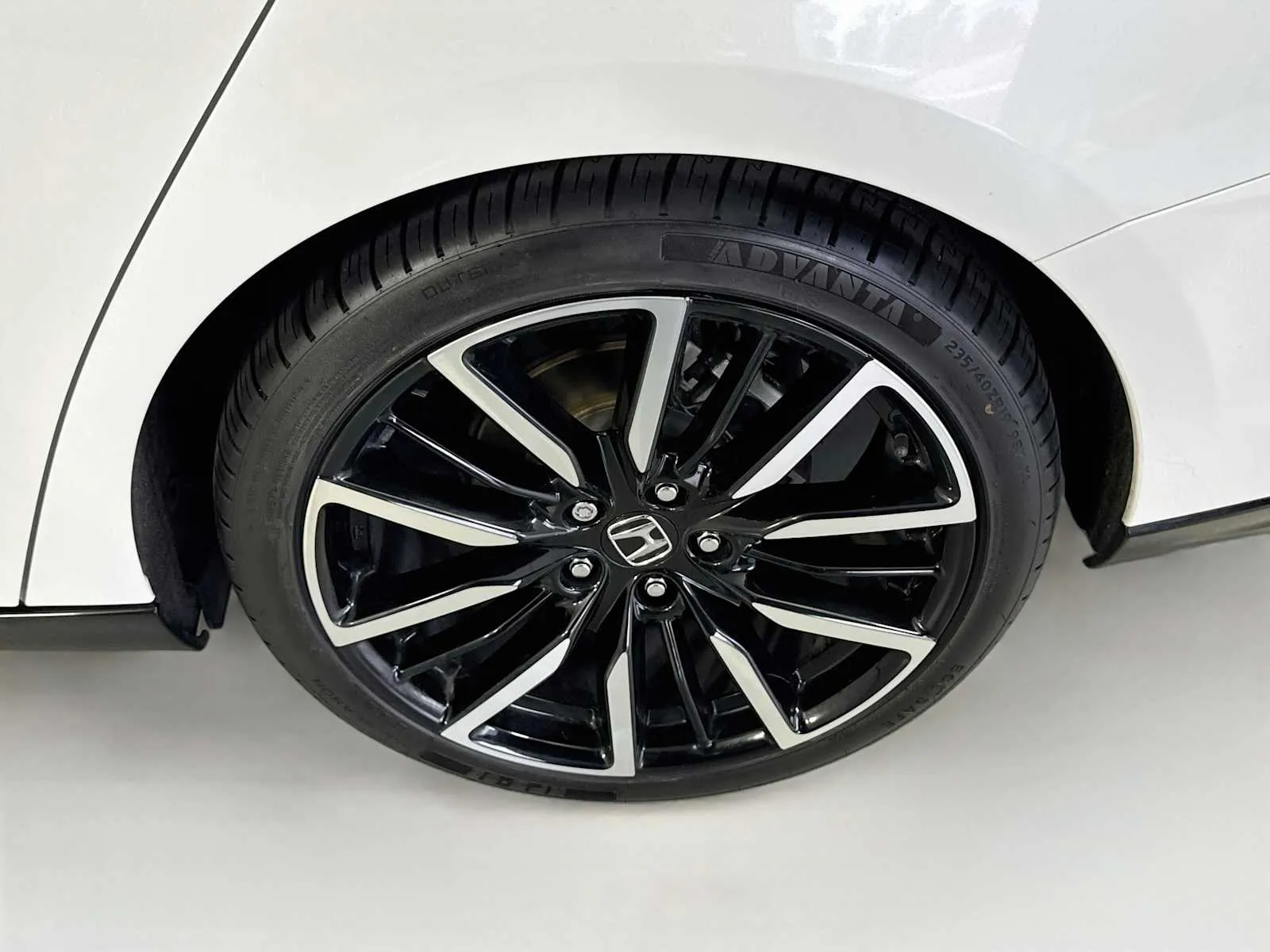 Honda Accord photo 32
