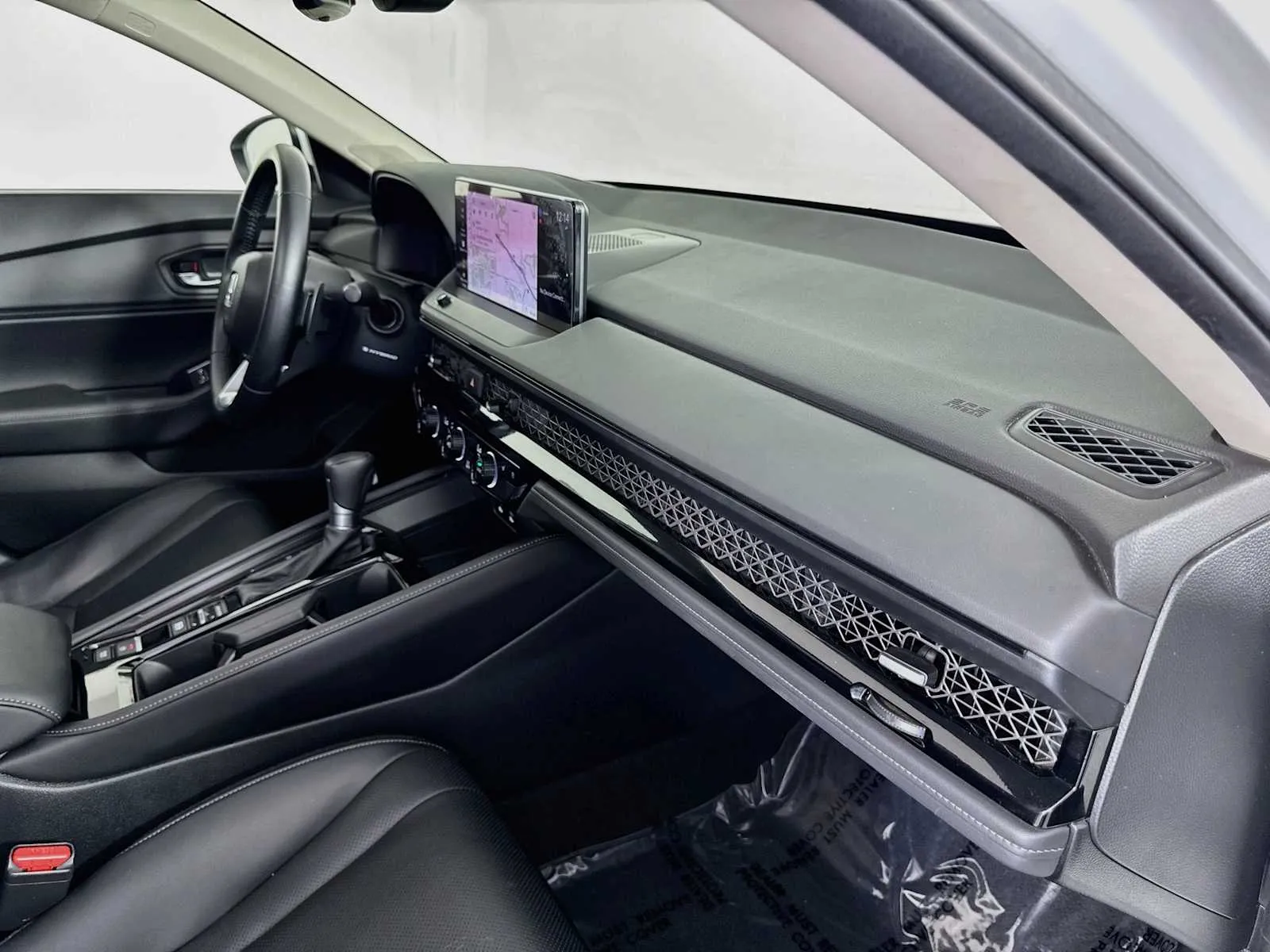 Honda Accord photo 30