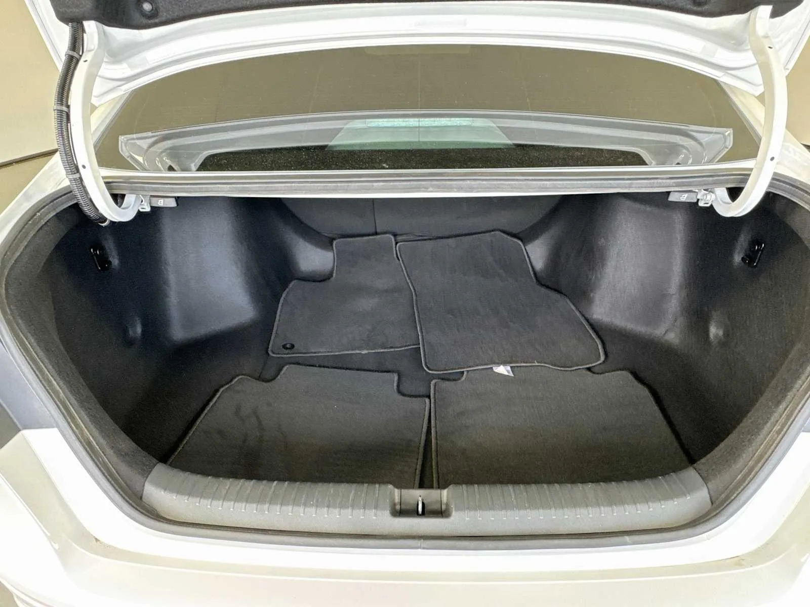 Honda Accord photo 27