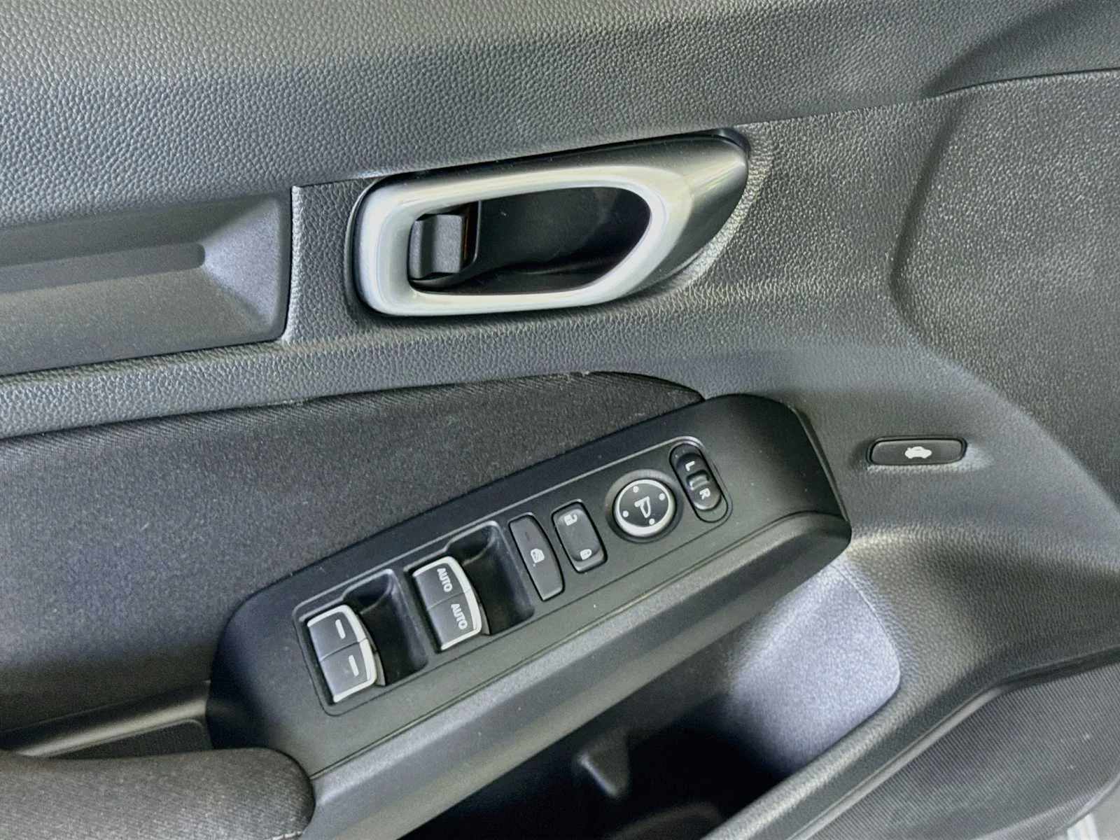 Honda Civic photo 18