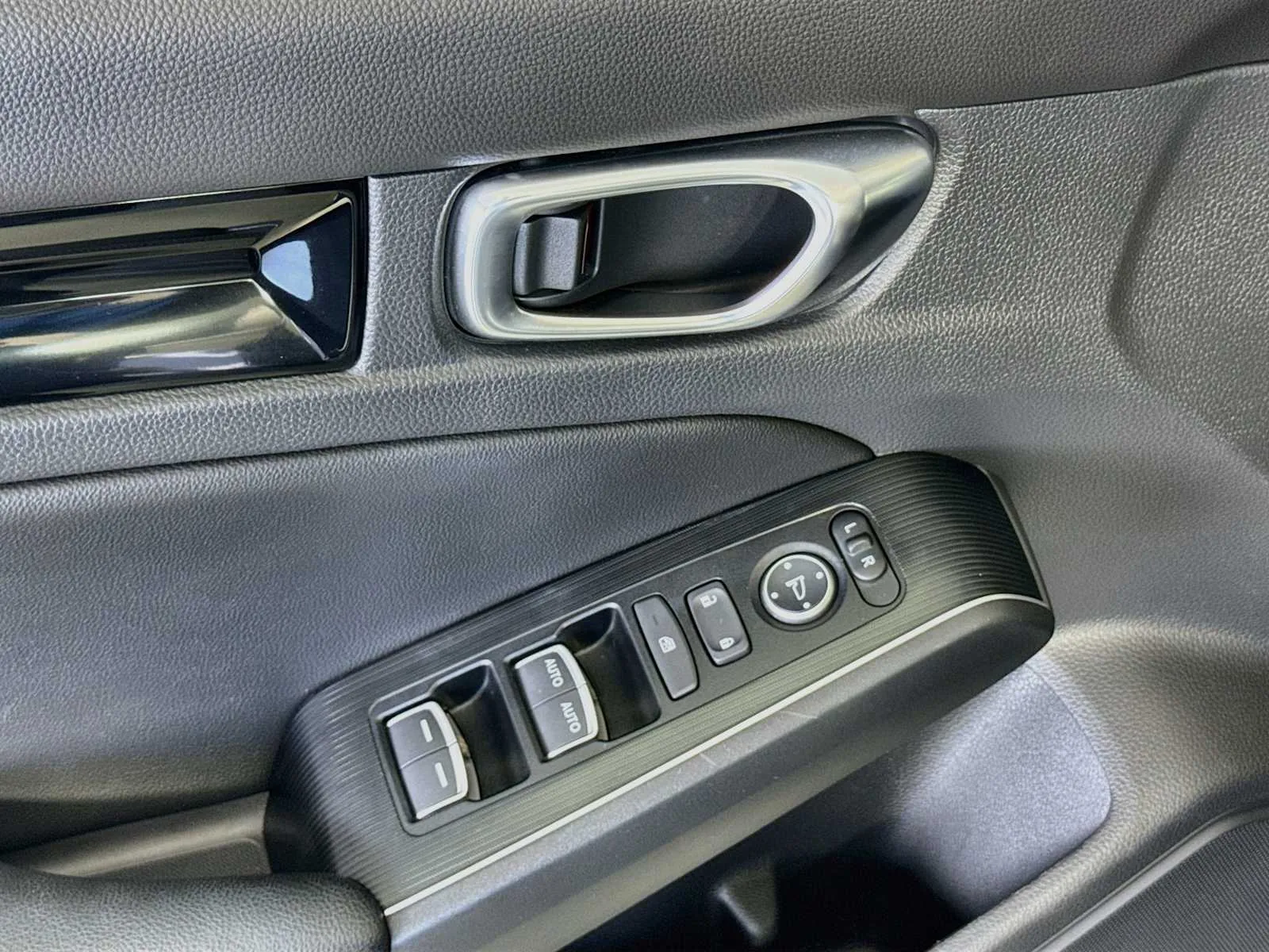 Honda Civic photo 18