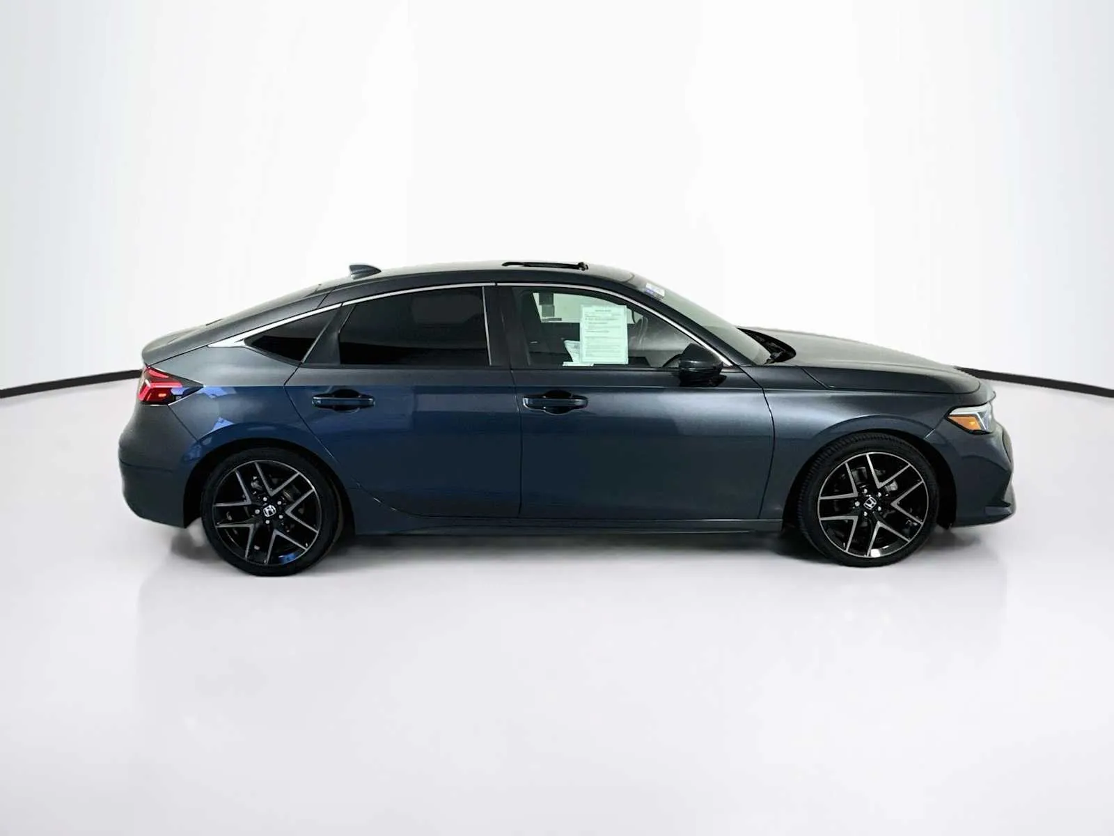 Honda Civic photo 8