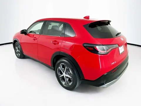 More photos of 2023 Honda HR-V EX-L at Unicars Honda, CA
