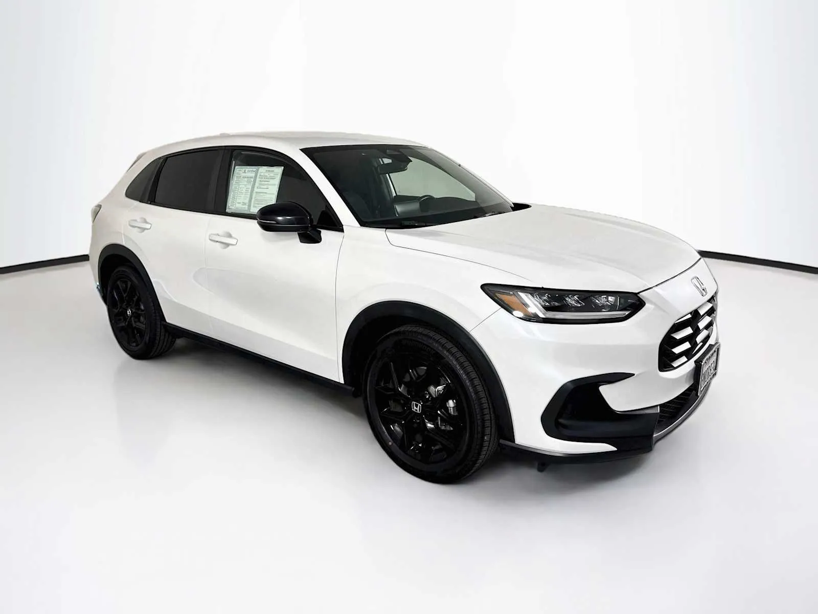 White 2025 Honda HR-V Sport for sale in Indio, CA