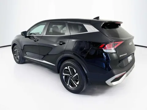 More photos of 2024 Kia Sportage Hybrid LX at Unicars Honda, CA