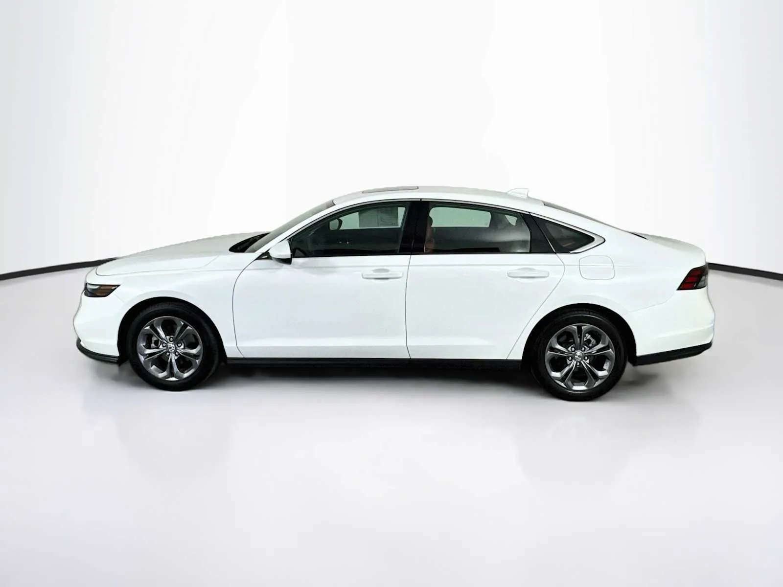 Honda Accord photo 4