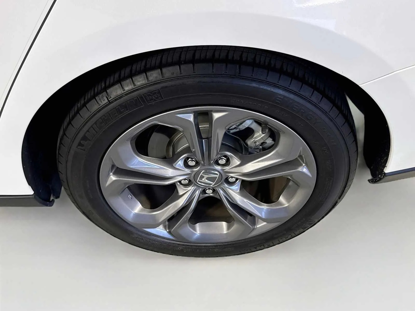 Honda Accord photo 31