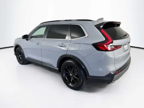 More photos of 2025 Honda CR-V Hybrid Sport-L at Unicars Honda, CA