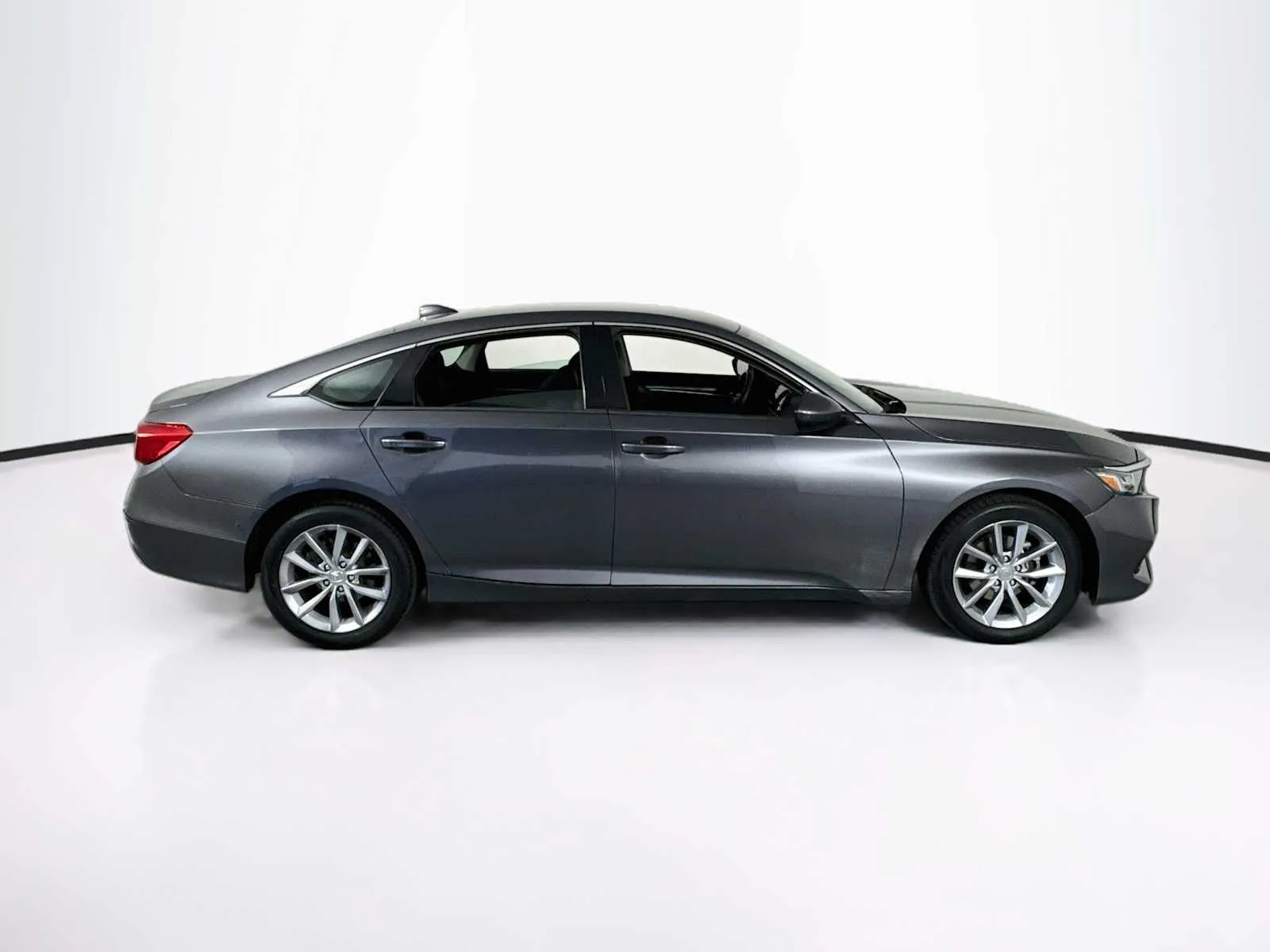 Honda Accord photo 8