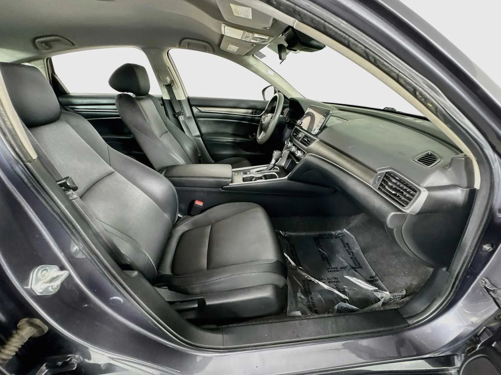 Honda Accord photo 29
