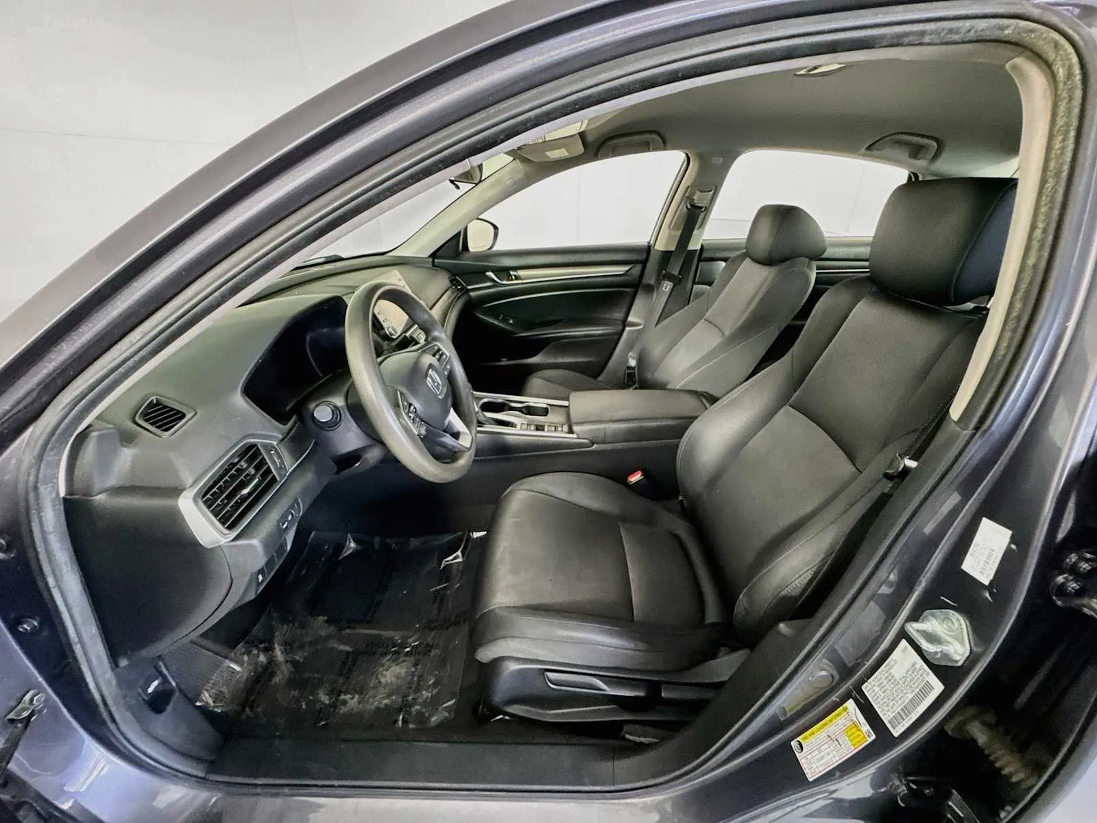 Honda Accord photo 21