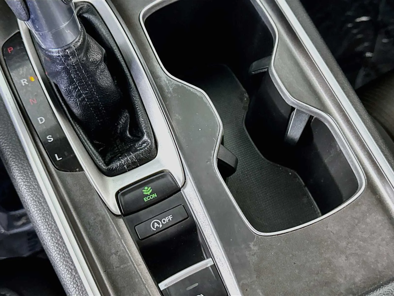 Honda Accord photo 17