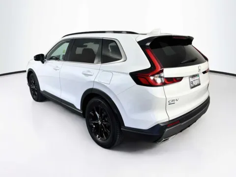 More photos of 2024 Honda CR-V Hybrid Sport-L at Unicars Honda, CA