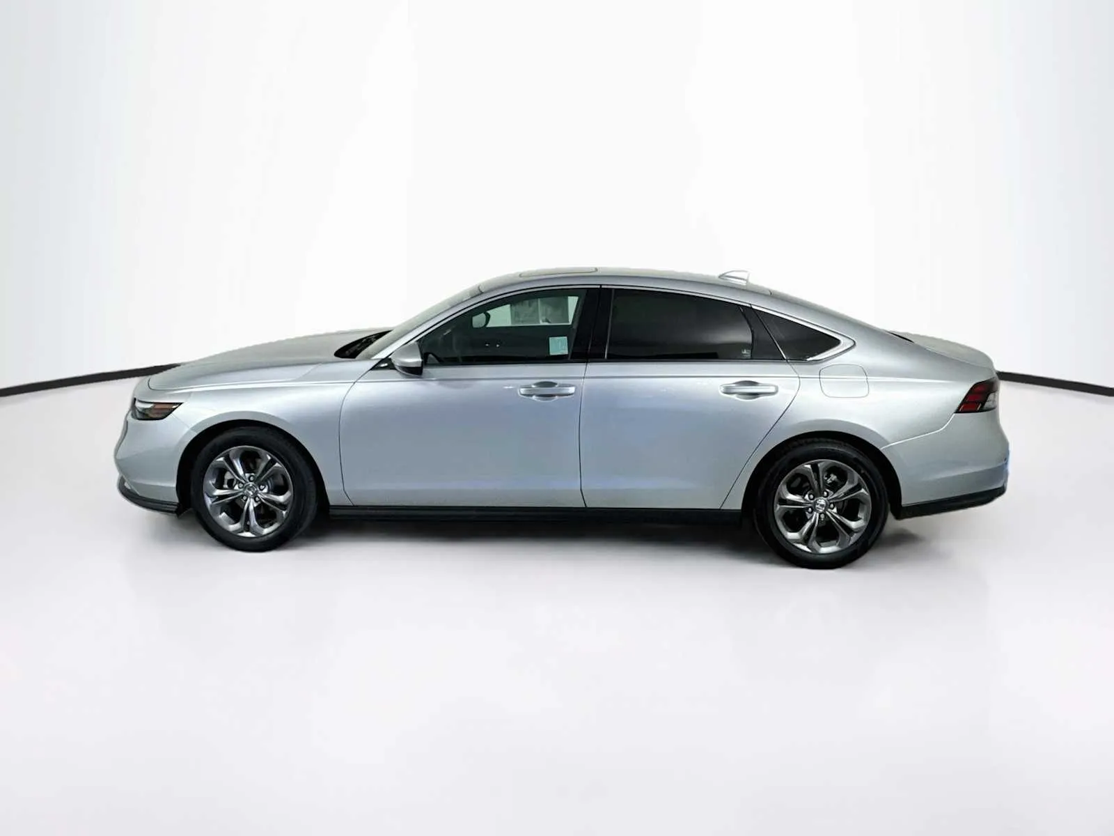 Honda Accord photo 4