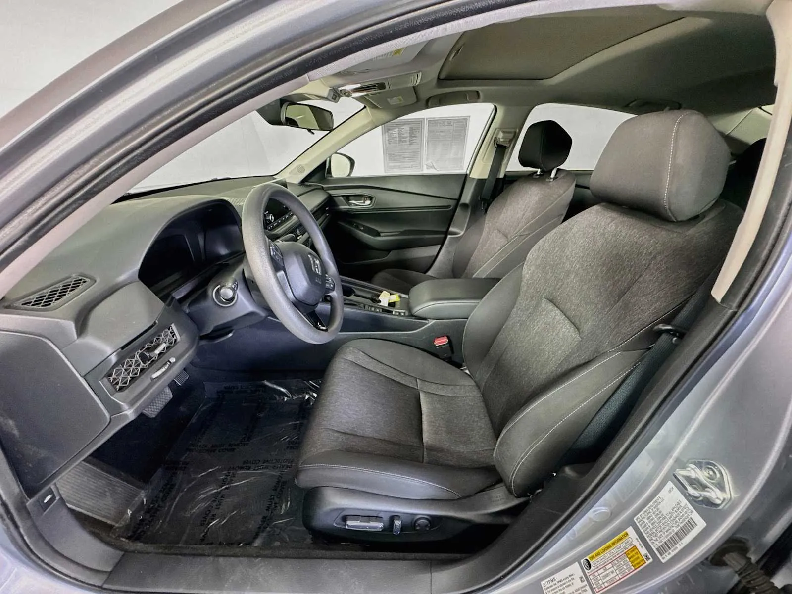 Honda Accord photo 20