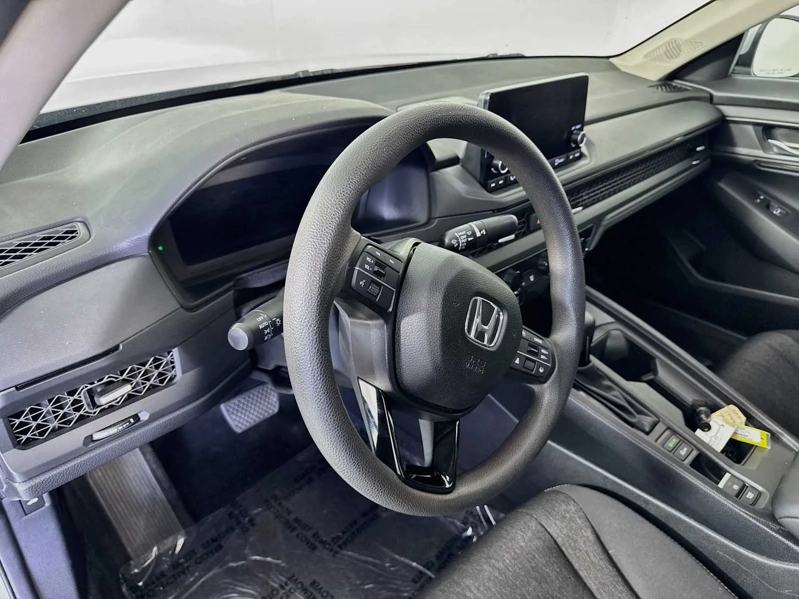 Honda Accord photo 9