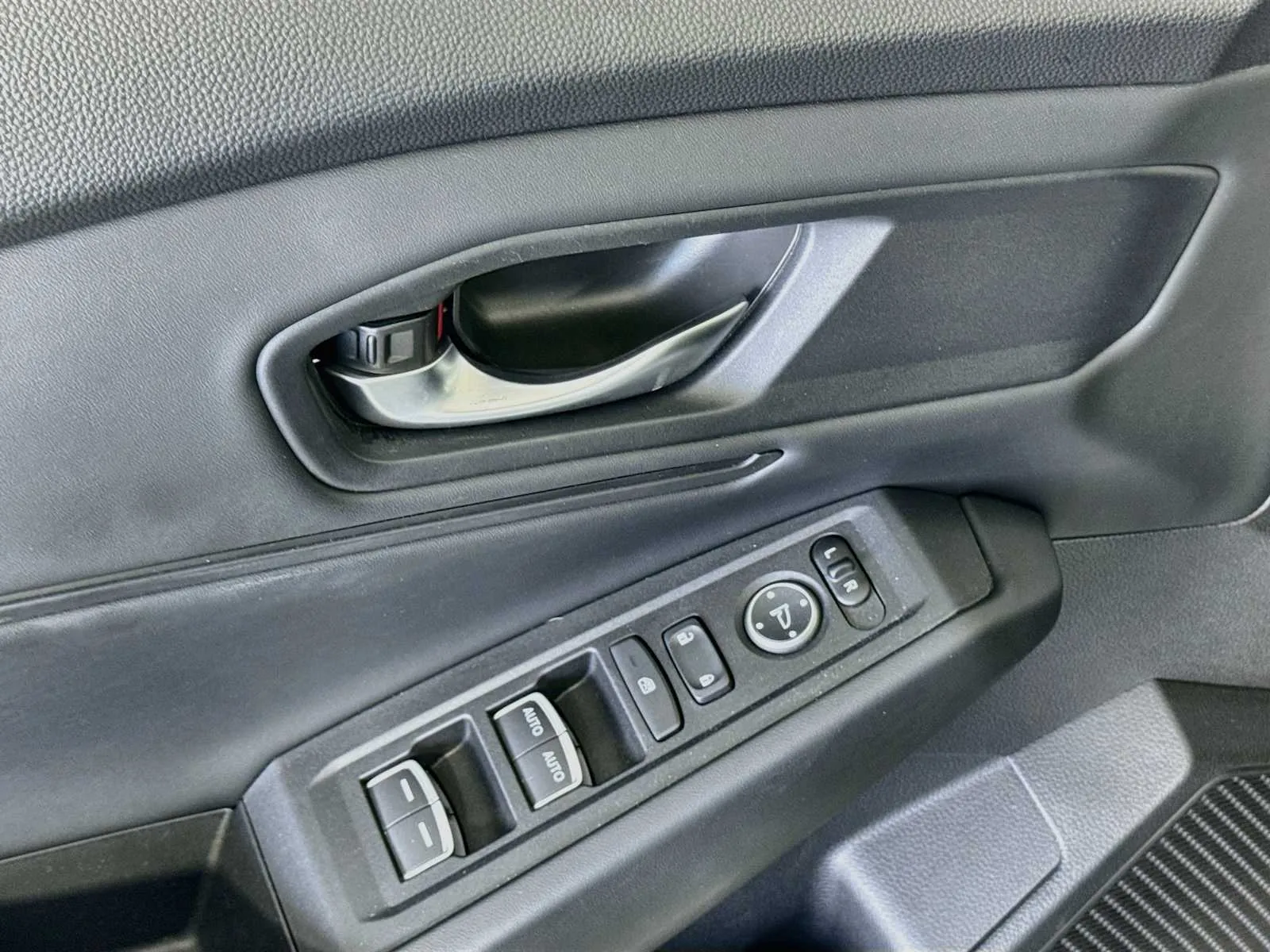 Honda Accord photo 17