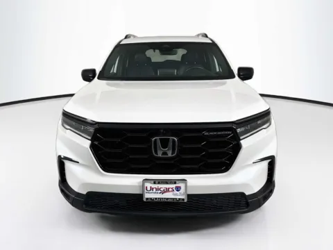 Photos of 2025 Honda Pilot Black Edition for sale in Indio, CA at Unicars Honda