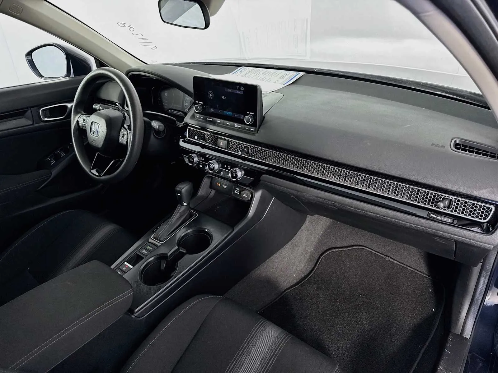 Honda Civic photo 22