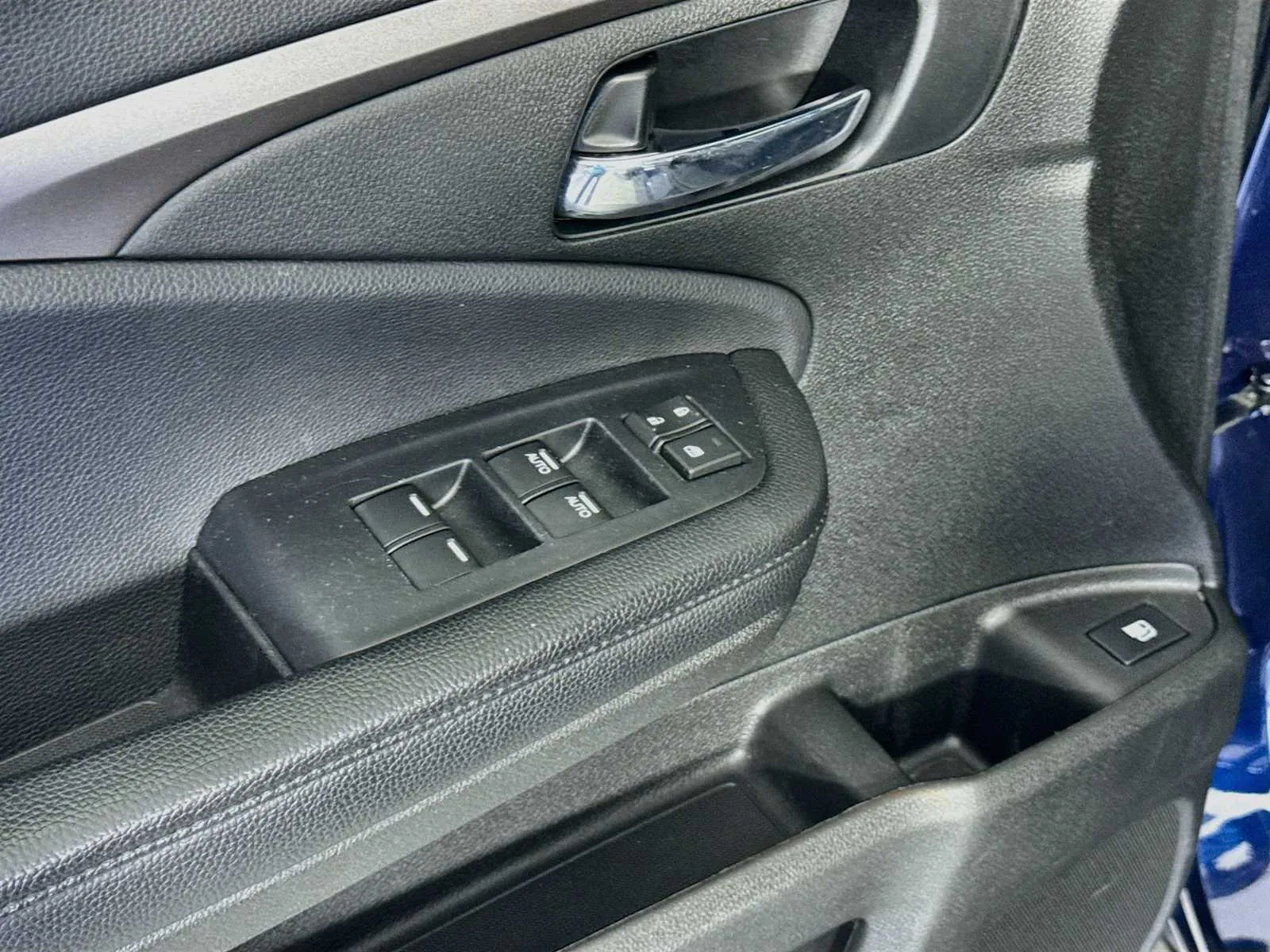 Honda Pilot photo 18