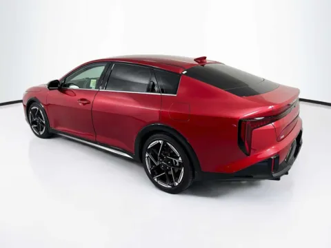 More photos of 2025 Kia K4 GT-Line at Unicars Honda, CA