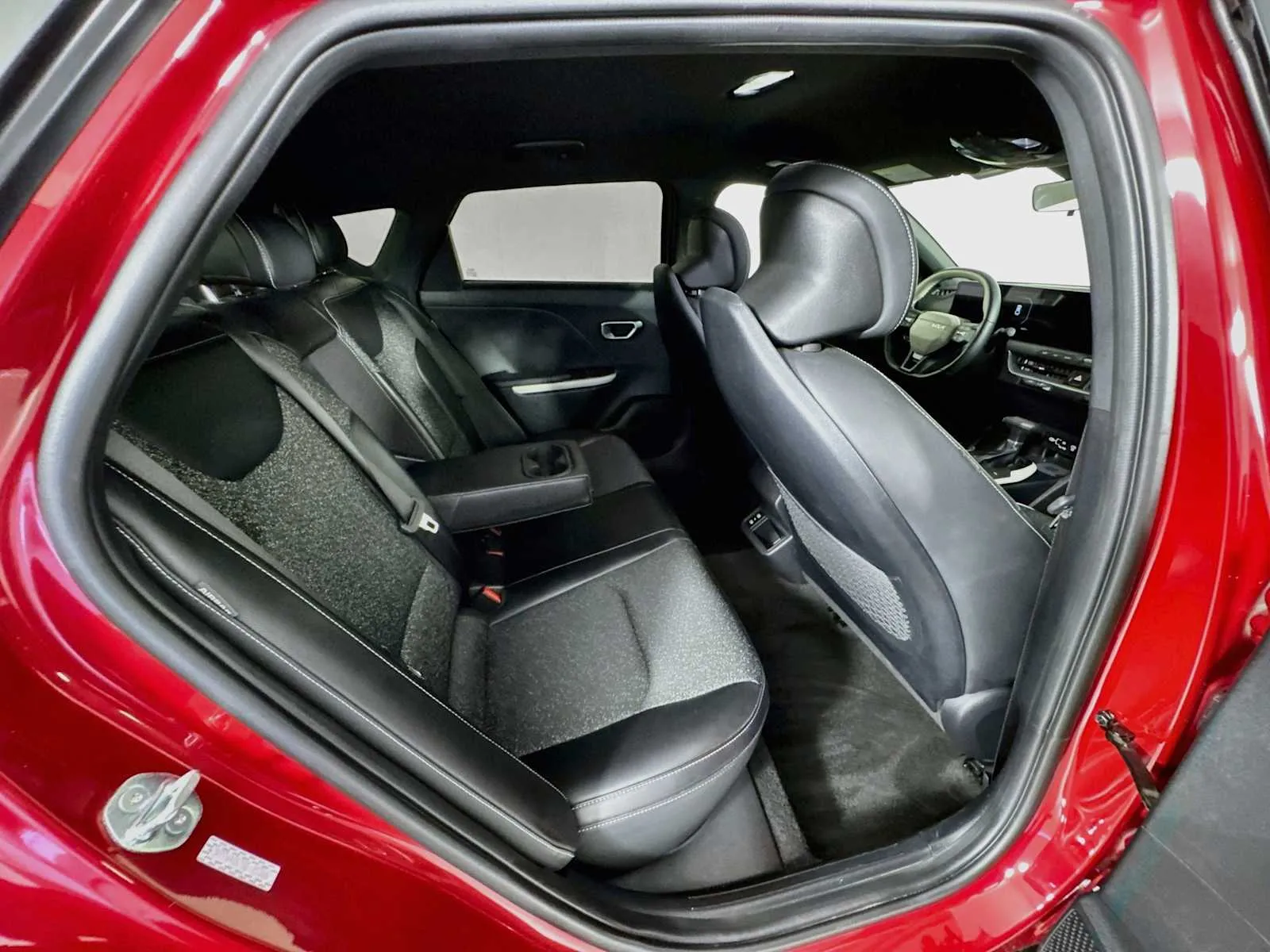Kia K4 photo 28