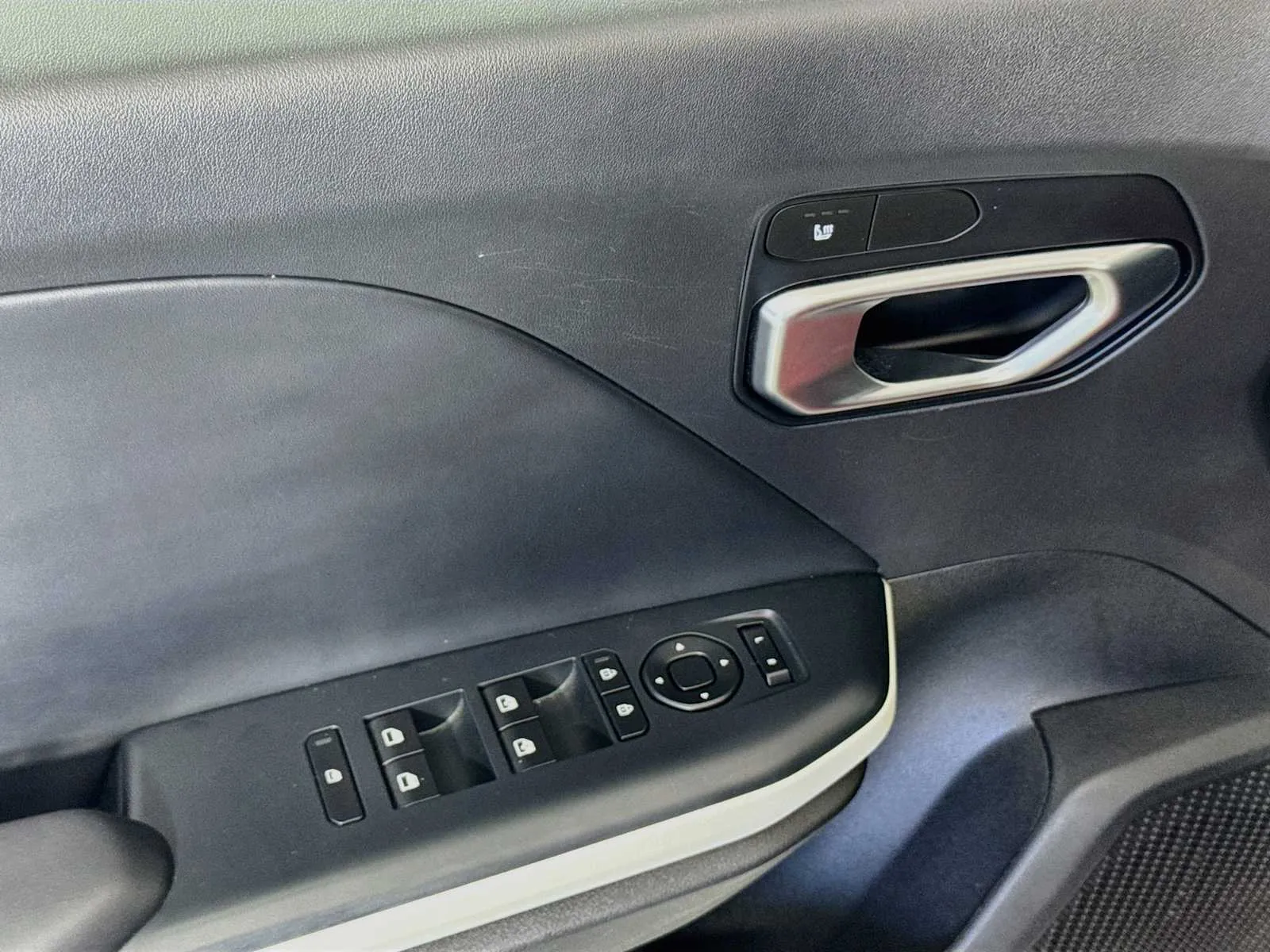 Kia K4 photo 18