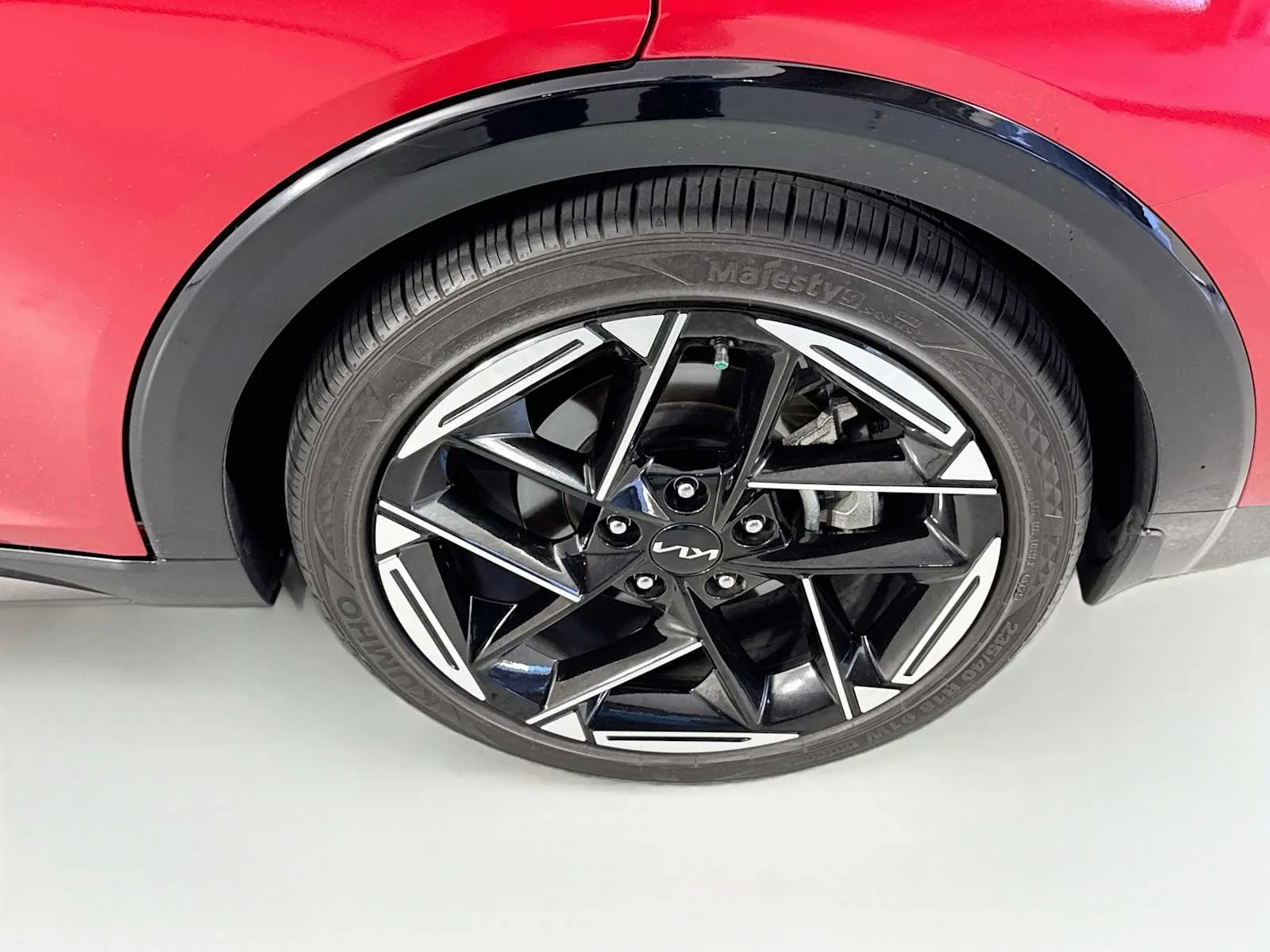 Kia K4 photo 32