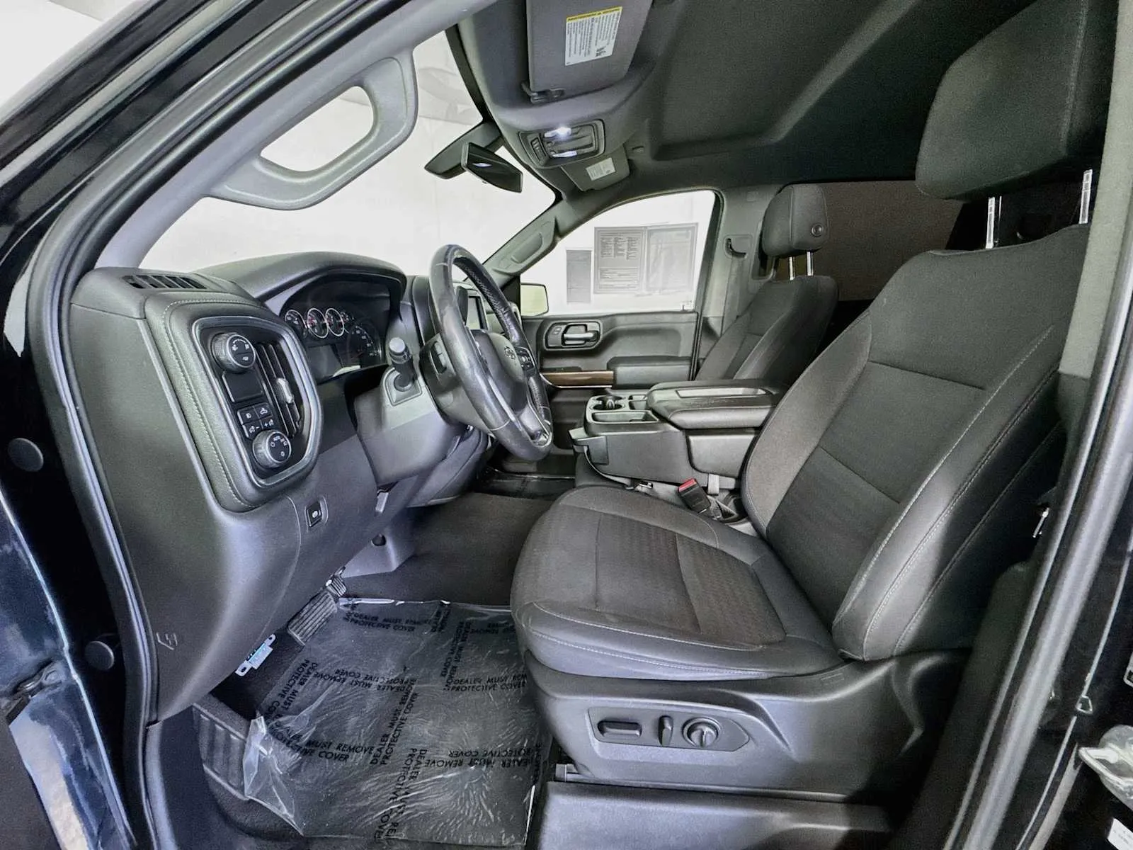 Chevrolet Silverado photo 21