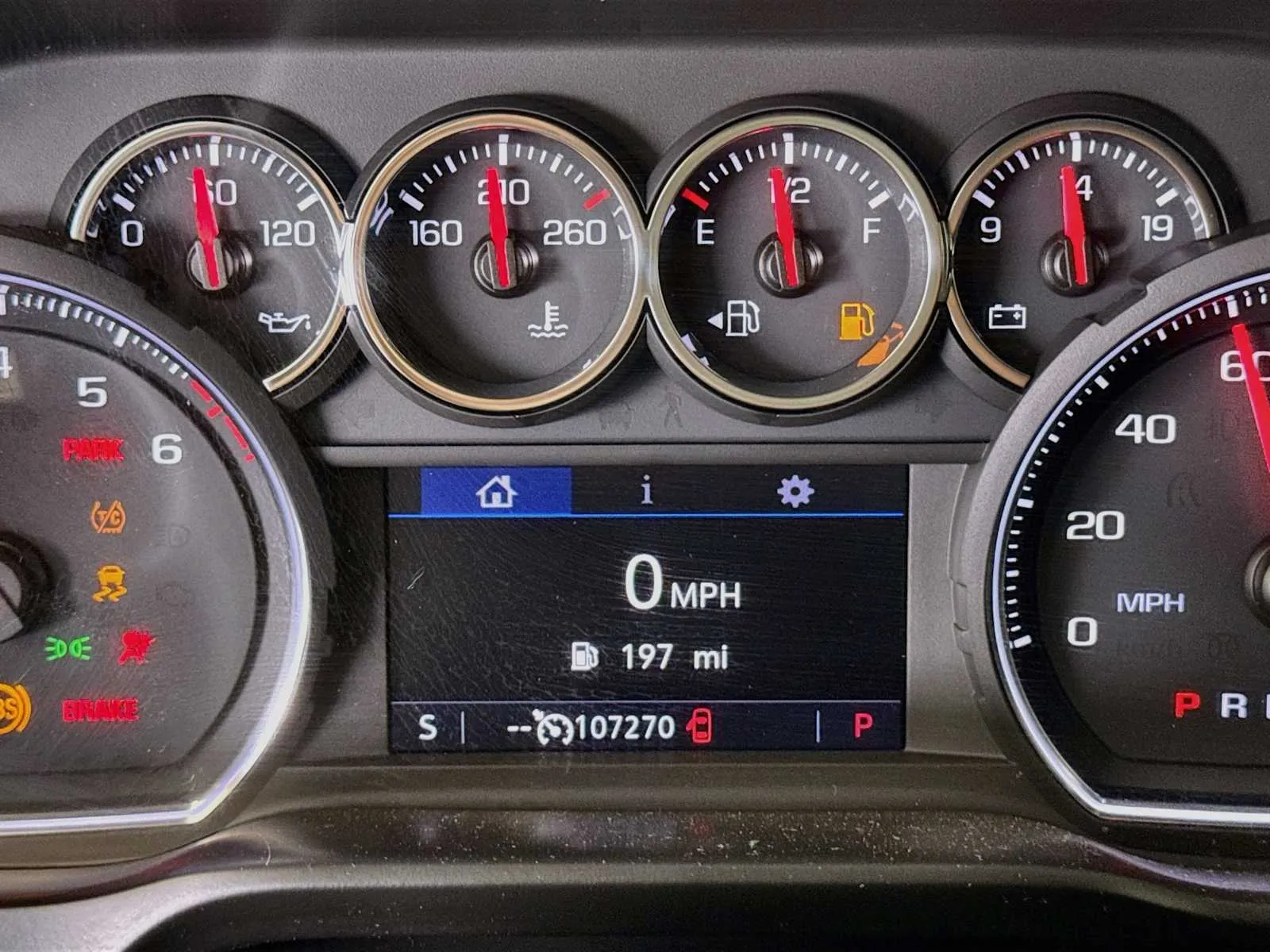 Chevrolet Silverado photo 12