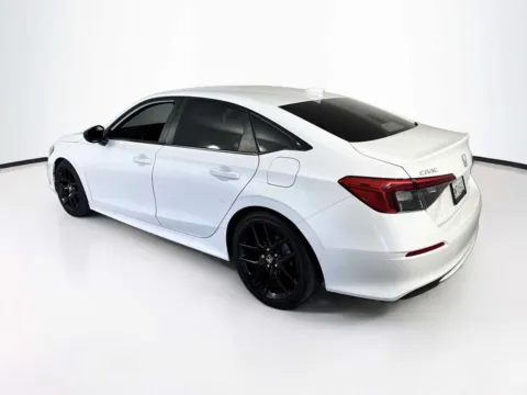 More photos of 2024 Honda Civic Sport at Unicars Honda, CA