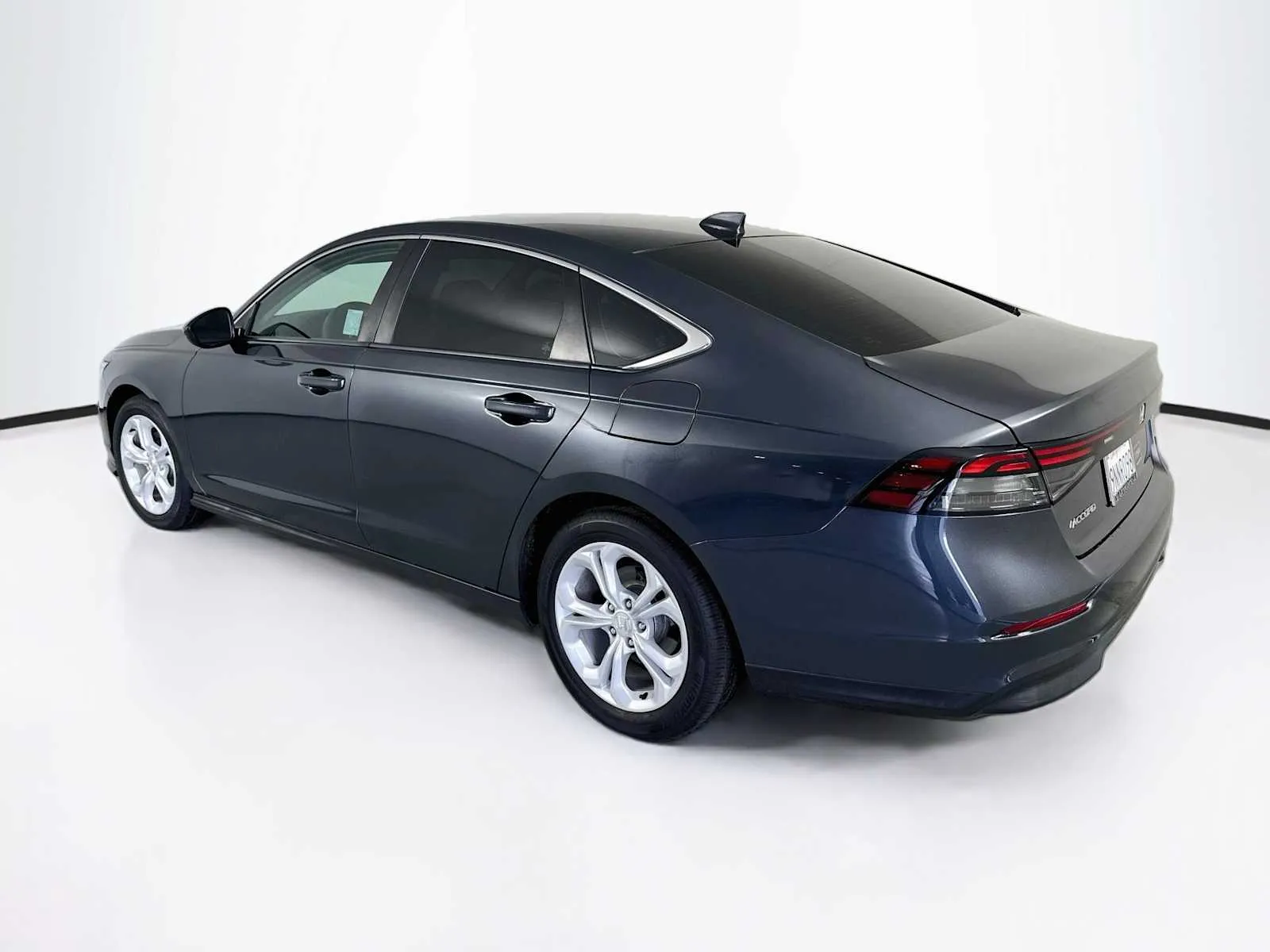 Honda Accord photo 5