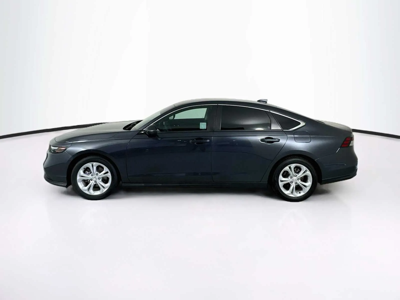Honda Accord photo 4