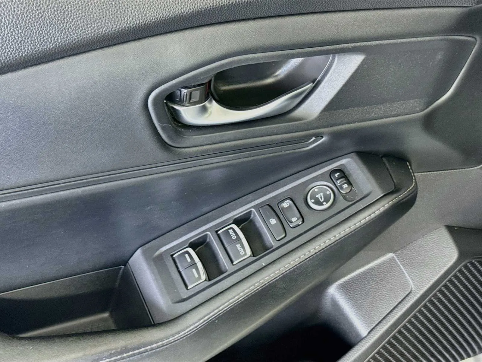 Honda Accord photo 17
