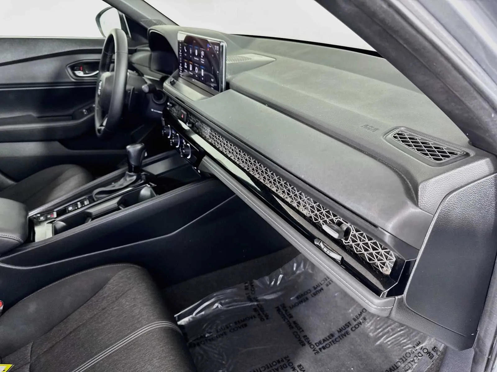Honda Accord photo 30