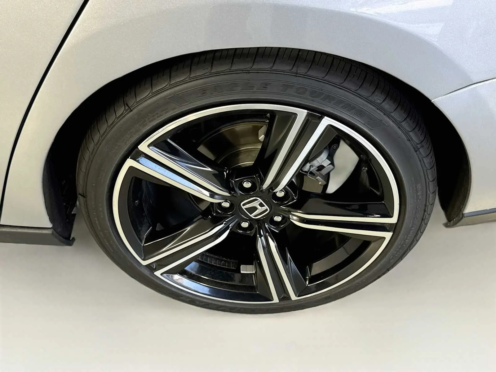 Honda Accord photo 32