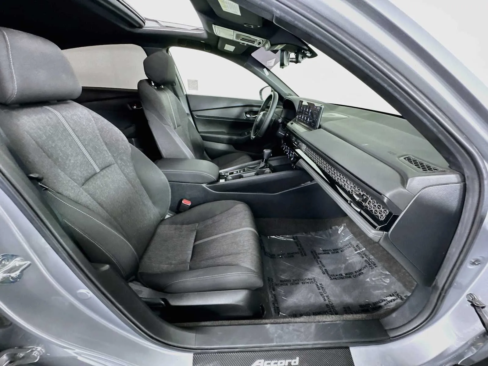 Honda Accord photo 28