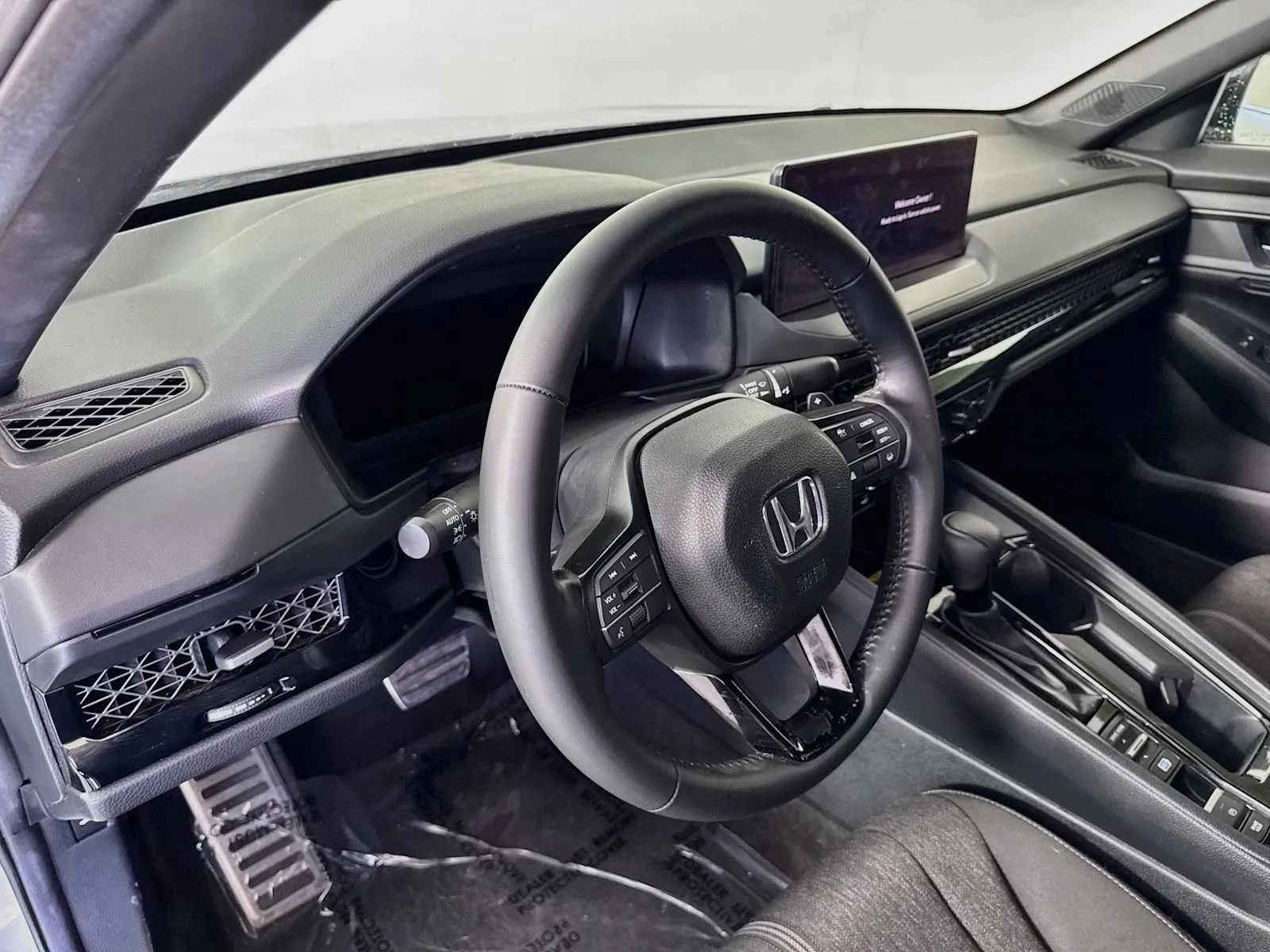 Honda Accord photo 9