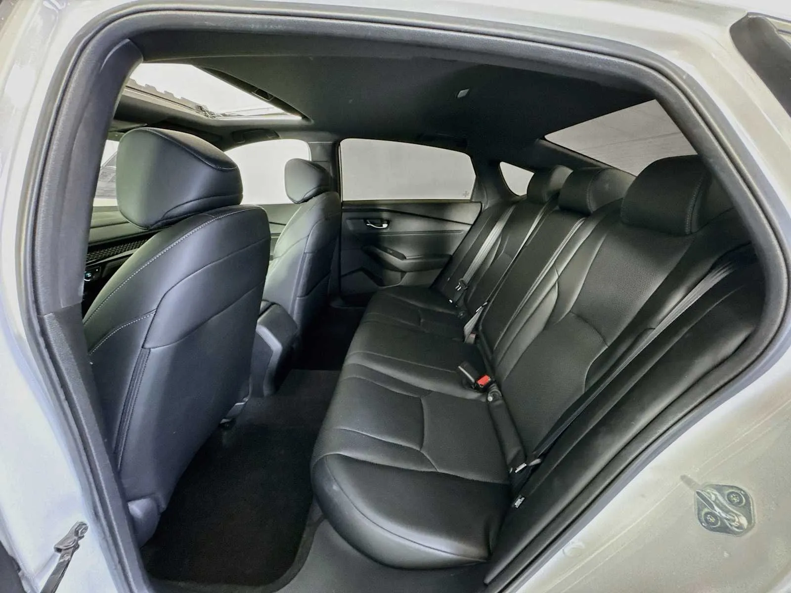 Honda Accord photo 24