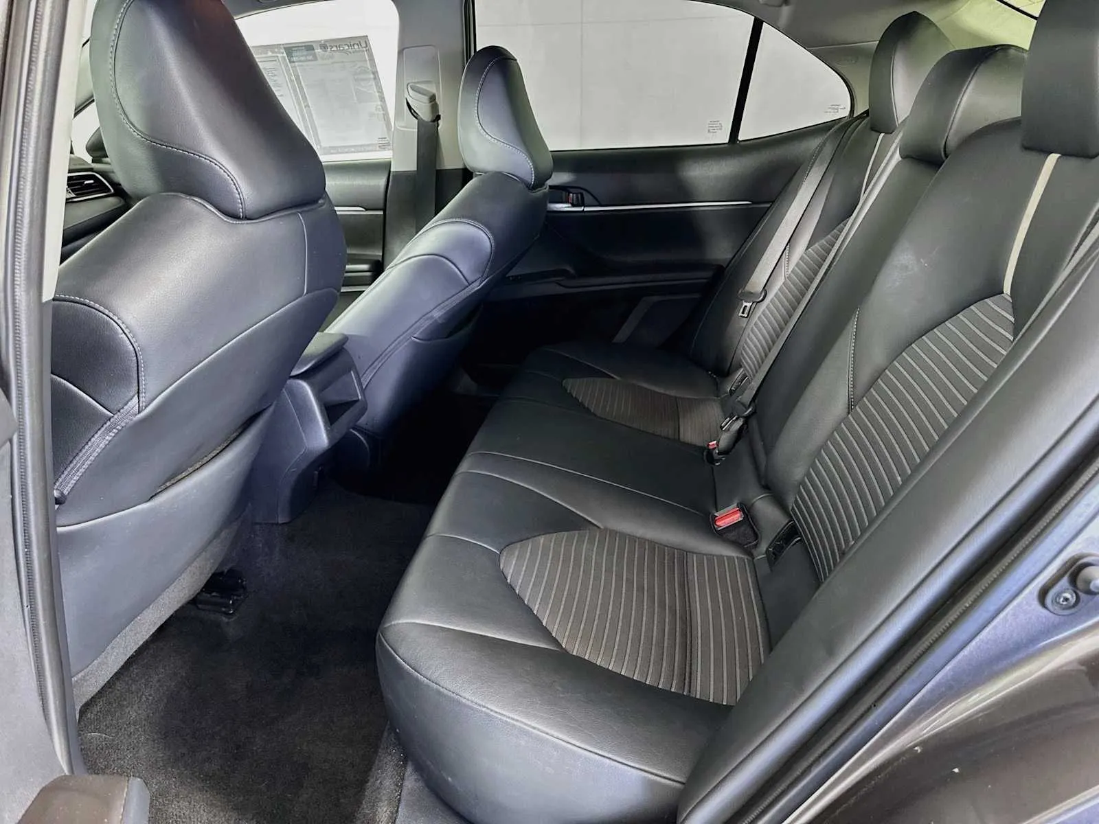 Toyota Camry photo 22