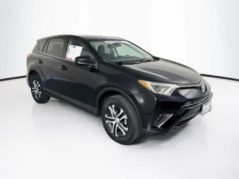 Black 2018 Toyota RAV4 LE for sale in Indio, CA