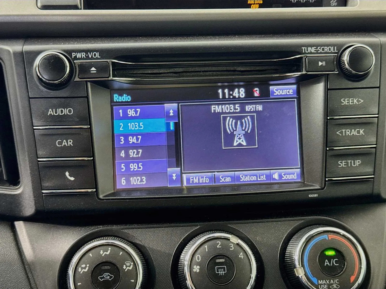 Toyota RAV4 photo 15