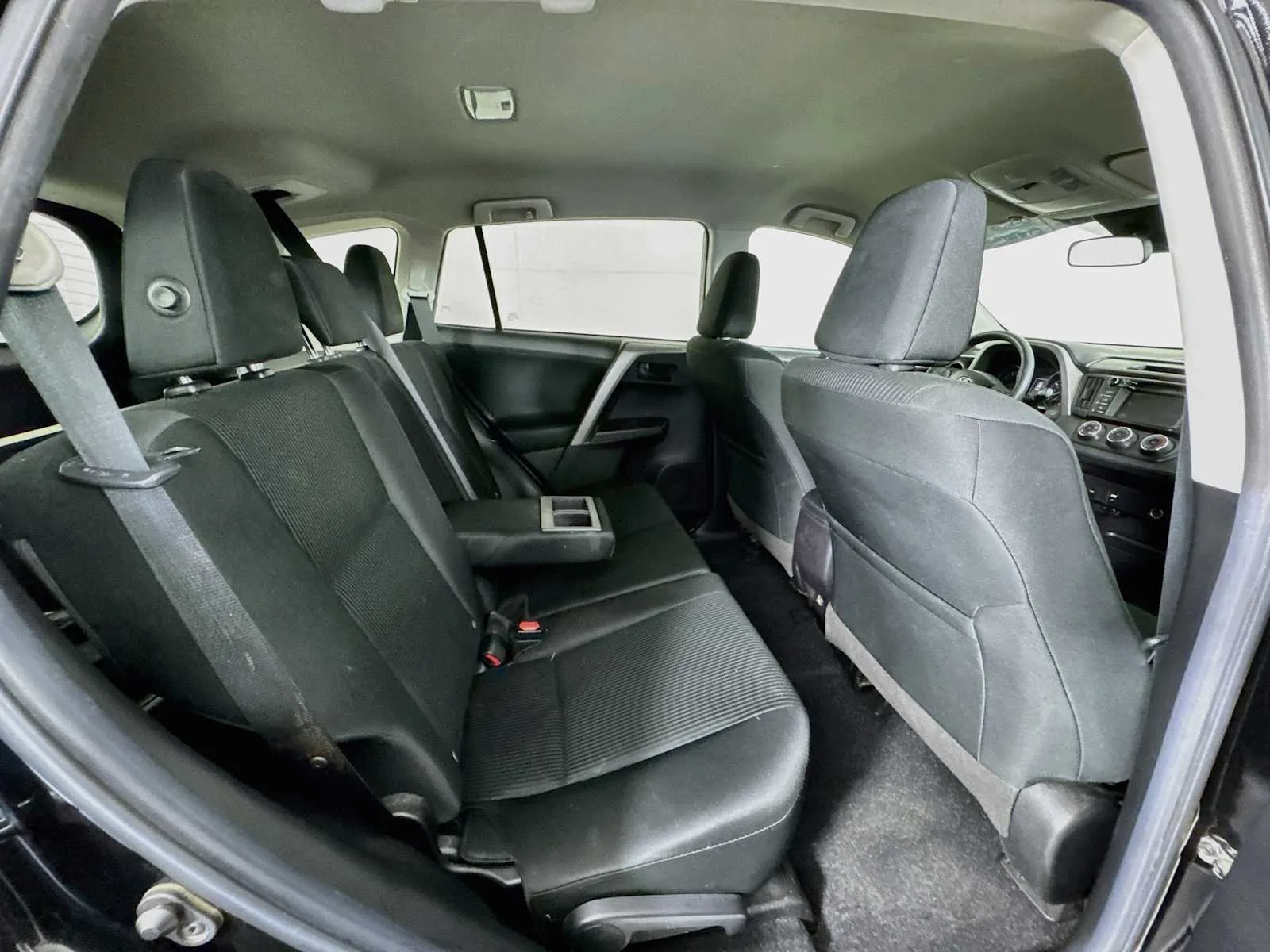Toyota RAV4 photo 26