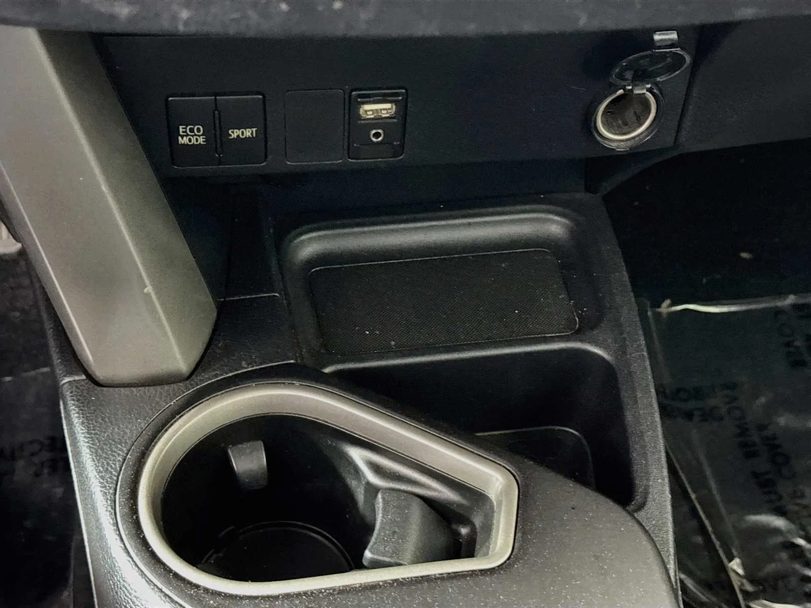 Toyota RAV4 photo 14