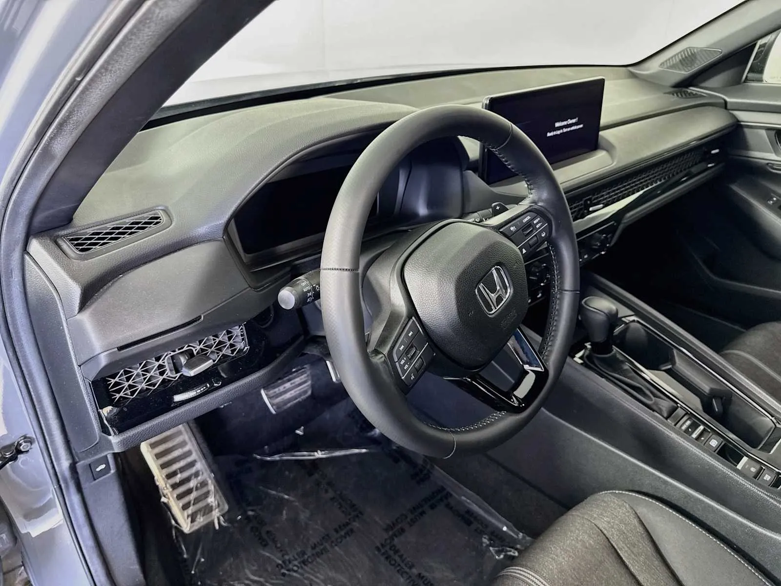 Honda Accord photo 9