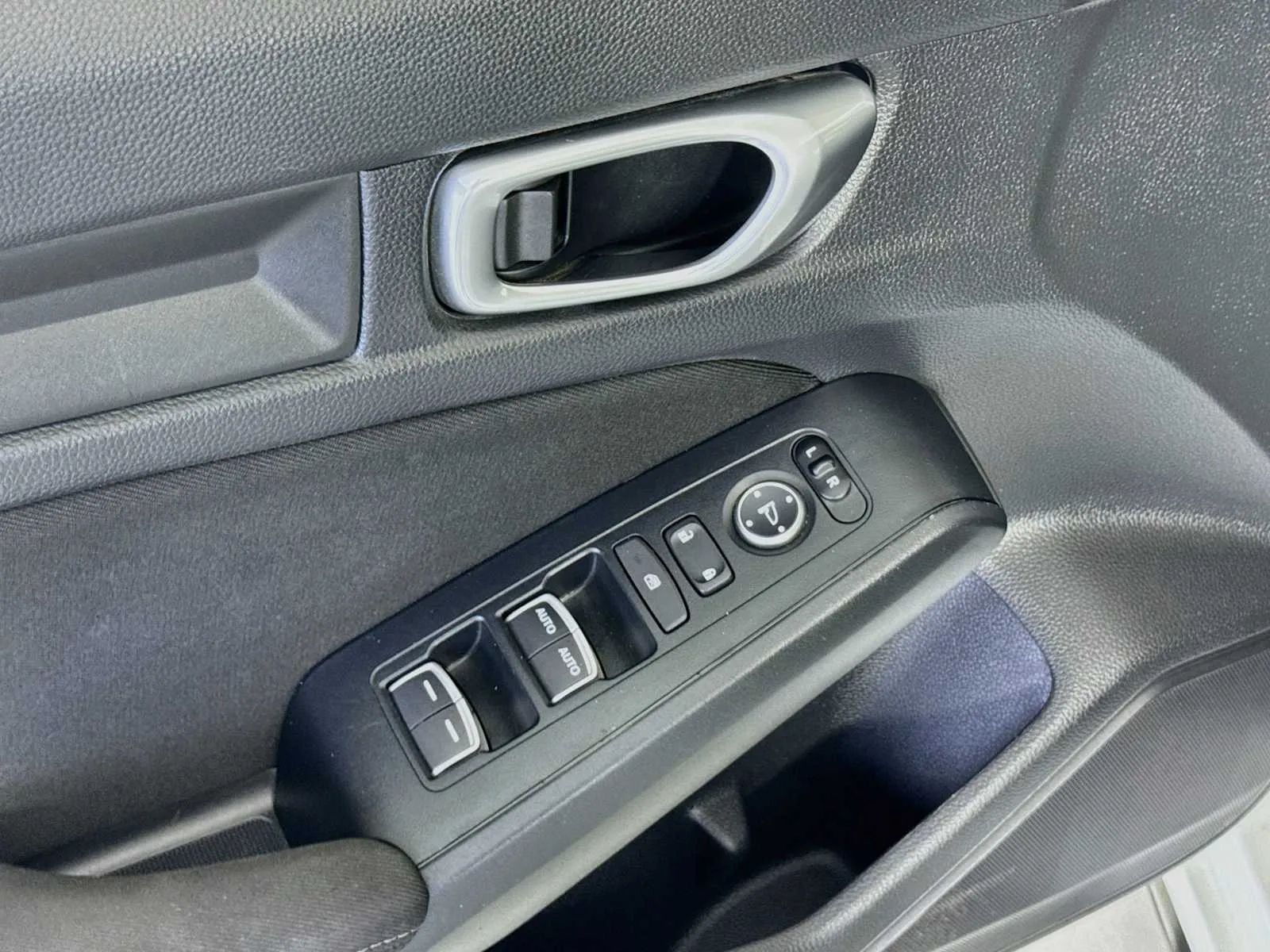 Honda Civic photo 18