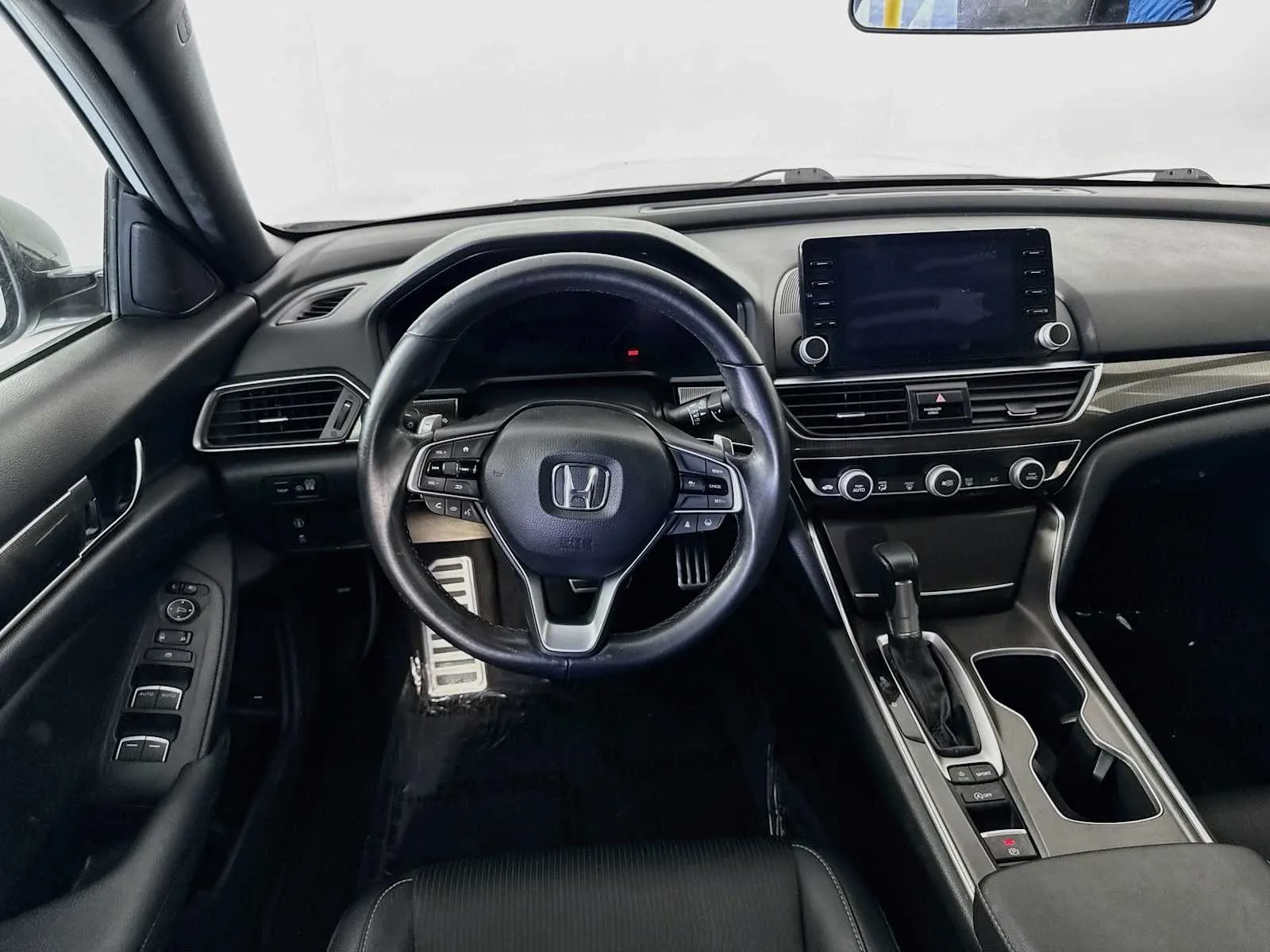 Honda Accord photo 21