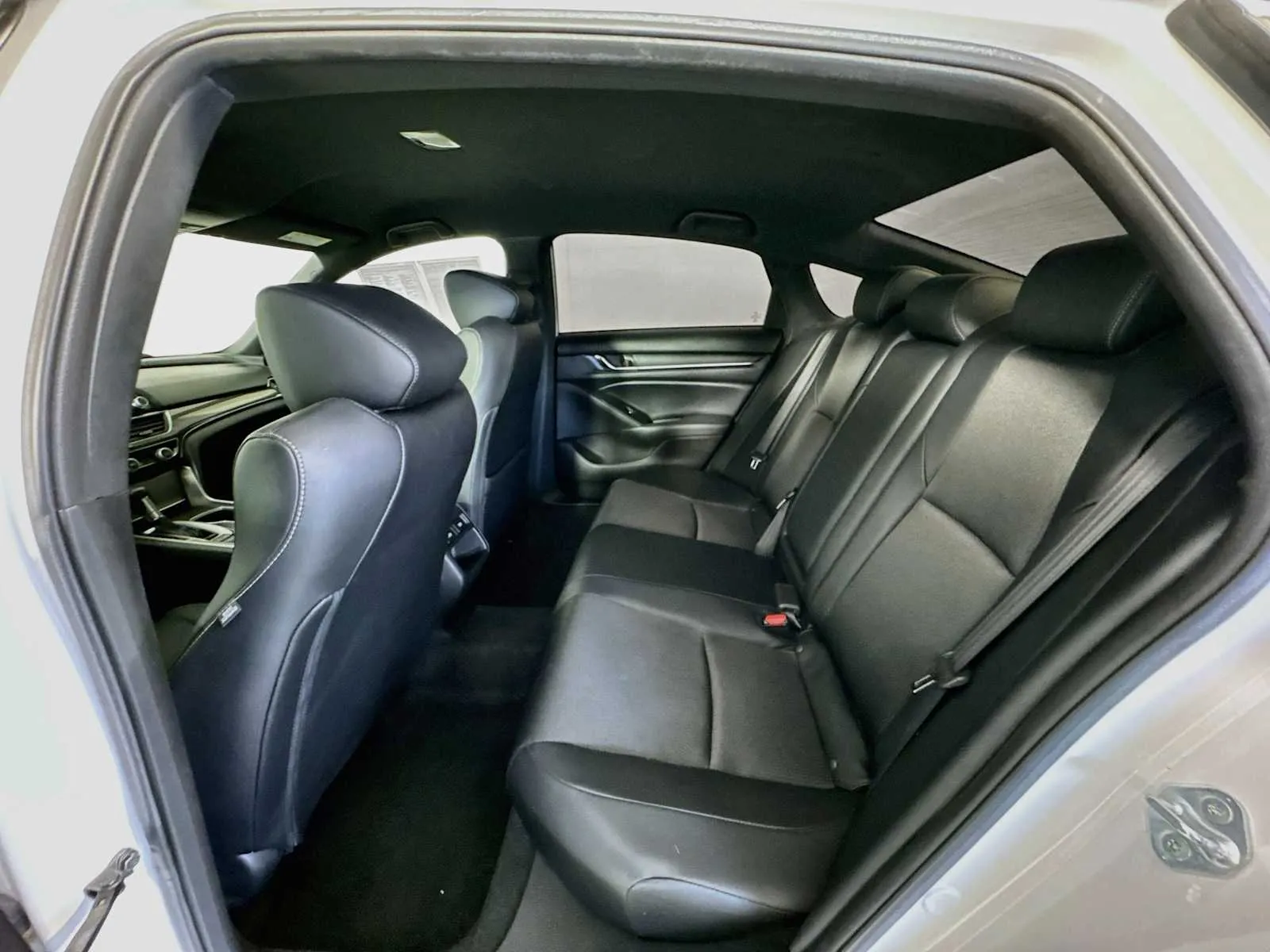 Honda Accord photo 23