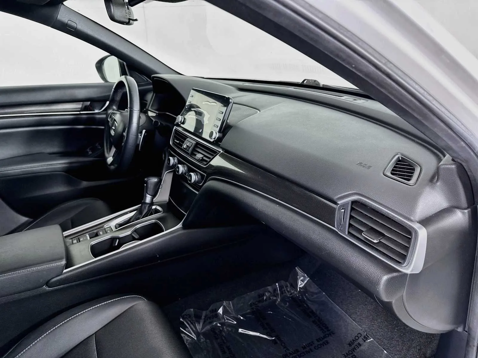 Honda Accord photo 29