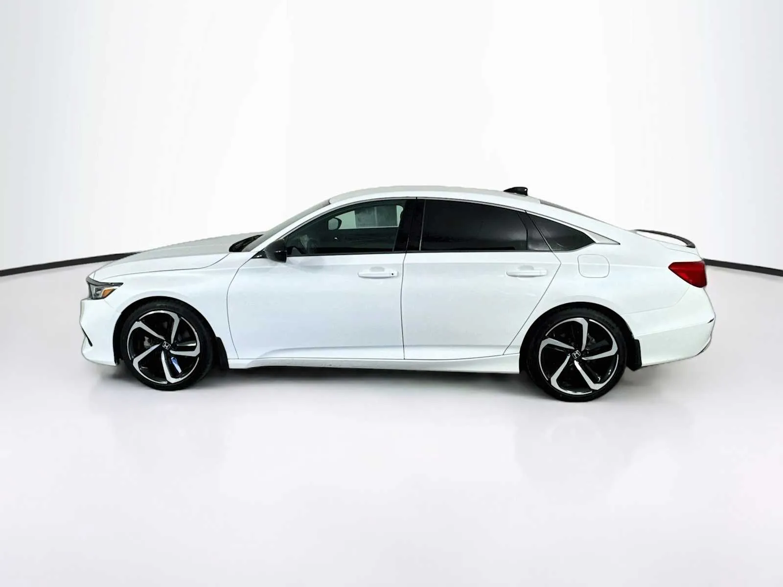 Honda Accord photo 4
